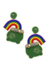 Pendientes Clásicos Hechos a Mano MD Handicrafts con Diseño de Alas, Adornos de Fieltro, Cuentas de Semillas, Perlas y Diamantes para Mujeres y Niñas de Uttar Pradesh - Product Image 5