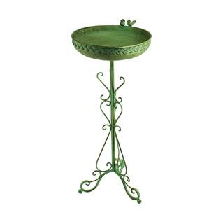 Nouvelle Arrivée : Mangeoire à Oiseaux en Métal Faite à la Main, Design Tendance, Prix de Gros, avec Support de Nettoyage et Bain d'Oiseaux Décoratif au Look Élégant - Product Image 1