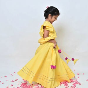 Ensemble Lehenga Choli de mariage pour filles de 6 à 9 ans, de qualité supérieure, avec broderie simple, tenue de fête pour enfants, robe ethnique indienne pour les festivals - Product Image 2