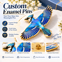 Broche de chapeau en alliage de zinc émaillé souple, thème animalaire Blue Jay, personnalisée, de luxe, impeccable et attrayante, pour les amoureux des oiseaux, vente en gros