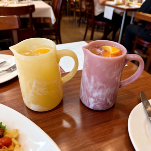 Carafe en résine artisanale pour aliments et boissons, idéale pour l'eau et les boissons, carafe artistique unique pour la décoration et le service à la maison - Product Image 4
