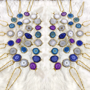 Colgantes de piedras preciosas reales de primera calidad al por mayor, ágata de cuarzo solar de la mejor calidad, joyería de moda tallada a mano, chapado en oro, estilo amor - Product Image 1