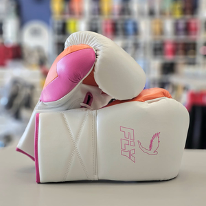 Nouveaux gants de boxe PROX Fly, design personnalisé, logo sur mesure, lacets, gants d'entraînement professionnels, fabriqués en cuir de vachette. - Product Image 3