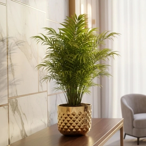 Porte-fleurs élégant en métal avec motif géométrique 3D en forme de pyramide, finition dorée, pour plantes d'intérieur, espace de vie luxueux. - Product Image 2