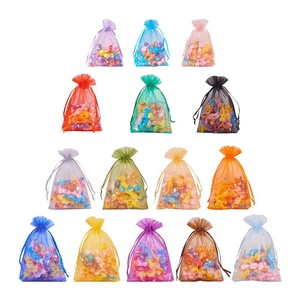 Sacs de poche en organza personnalisés faits à la main, pochette plate à cordon de serrage avec impression indienne pour les fêtes de mariage et les cadeaux - Product Image 4