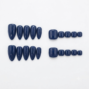 Medio Almendra Uñas Acrílico Pre-diseñado Deep Midnight Blue / Ultra Indigo Sólido Monocromo Midnight Jazz Design - Product Image 2