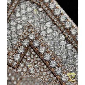 จี้เพชรทรงกระสุน Iced CB4Z ประดับเพชร VVS Lab Grown Diamond รับรองโดย GIA ชุบโรเดียม เงินแท้ 925 สไตล์สตรีทแวร์สั่งทำพิเศษ - Product Image 5