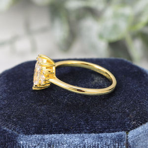 Bague de fiançailles unisexe AMBER JEWELS T-1744 plaquée or 14 carats avec diamant de laboratoire, sertissage à griffes, certifiée IGI, style Hip Hop géométrique - Product Image 2