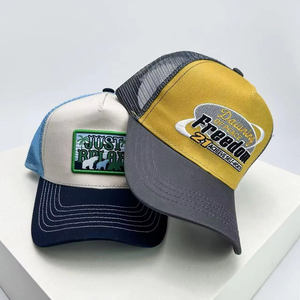Gorra de Béisbol Clásica Personalizada con Logo, Gorra Trucker de 5 Paneles con Malla de Espuma Lisa y Bordado, 100% Poliéster, Gorra Personalizada para Camionero - Product Image 5