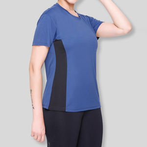 Camisetas al por Mayor para Mujer - Servicio OEM, Diseño de Logotipo Personalizado, 100% Poliéster Ecológico, Comprimido, Antiarrugas, de Secado Rápido - Product Image 5