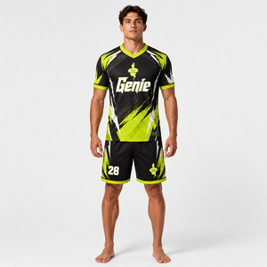 Vêtements de sport haut de gamme pour équipes, conçus avec une construction légère et respirante pour une mobilité maximale, uniforme de football pour l'entraînement - Product Image 1