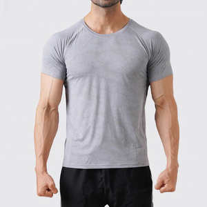 Camiseta Deportiva Personalizada con Logotipo para Hombre, Camiseta de Gimnasio de Manga Corta, Ropa Deportiva Ligera para Entrenamiento y Ejercicio - Product Image 1