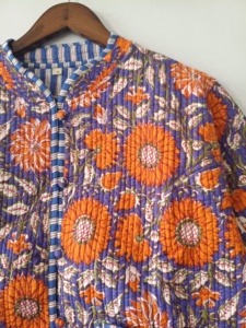 Chaqueta de Algodón Hecha a Mano con Parches: Abrigo Boho Reversible Acolchado - Product Image 2