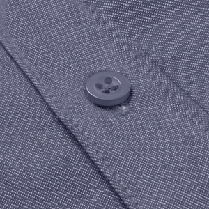 Chemises décontractées tissées texturées à manches longues, coupe classique, couleur unie, vêtements décontractés en polyester et coton, fabrication OEM, étiquette privée personnalisée, chemises pour hommes - Product Image 6
