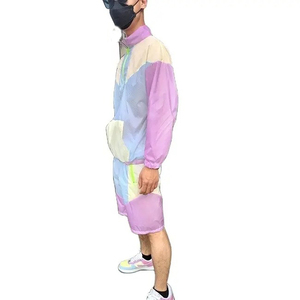 Ensemble coupe-vent d'été personnalisé pour hommes, design à empiècements, veste légère extensible à fermeture éclair métallique et short d'été à taille élastique, vente en gros - Product Image 3