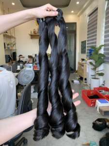 ผมหยิกเป็นลอนสำหรับต่อผมมนุษย์ผมหยิกจากเวียดนาม - Product Image 5