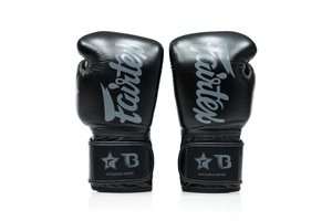 ถุงมือชกมวย Fairtex Booster แบบสั่งทำพิเศษ น้ำหนักเบา ระบายอากาศได้ดี ปิดข้อมือแบบ Hook Loop หนังแท้ สำหรับศิลปะการต่อสู้ - Product Image 2
