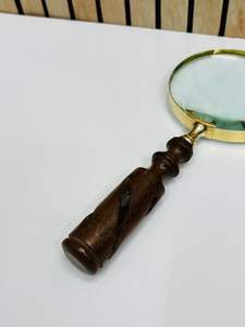 แว่นขยายแบบมือถือขนาด 4 นิ้ว พร้อมด้ามไม้ขัดเงาและกรอบทองเหลือง |   แว่นขยายอ่านหนังสือแบบกระจกออปติคอล (ไม่สามารถพับได้) - Product Image 4