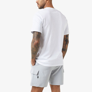 Conjunto de Camiseta y Pantalones Cortos Estampados para Hombre, Cuello Alto, Tela Fresca, Atractivo, Conjunto de Playa - Product Image 3