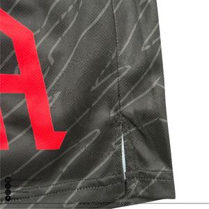Pantalones Cortos de Malla de Poliéster Pesado con Sublimación Gótica Personalizados al por Mayor para Hombre, Estilo Urbano, Casual, Gimnasio, Correr, Playa, Fabricación OEM - Product Image 3