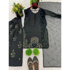 Ensemble haut-bas et dupatta en organza de créateur, silhouette droite, avec broderie et sequins, taille naturelle - Product Image 3