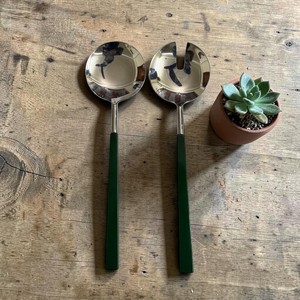 Modern Stainless Steel Salad Servers with Emerald Green Handles 2-Piece Salad <b>Spoon</b> <b>and</b> <b>Fork</b> <b>Set</b> Mirror Polished Metal Cutlery - Product Image 3