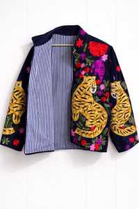 Giacca da Donna Comoda e Rilassata con Ricami a Mano di Tigri e Ricchi Dettagli in Filo Dorato, <span class=keywords><strong>Blazer</strong></span> Invernale in Velluto Stile Boho Chic - Product Image 3