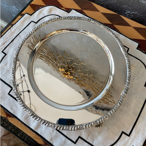 Assiette de service ronde en métal argenté de 13 pouces, assiettes et plats en métal pour la présentation des aliments, impression de logo personnalisée, assiette décorative pour la table - Product Image 6