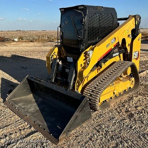 CAT 265 Skid Steer Loader with High Rated Capacity, Durable Construction,Cheap Price,Ready Stock, Multiple Attachments Available - Product Image 5