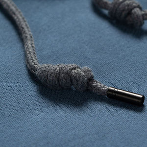 Sweat à capuche athlétique pour homme, vêtement léger pour tous les jours, fabriqué aux États-Unis - Product Image 2