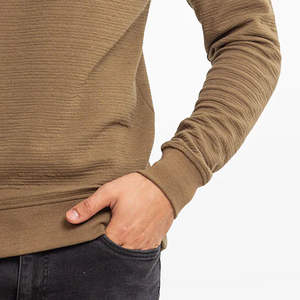 Sudadera térmica transpirable 100% algodón con cuello redondo, diseño estampado, ligera y personalizada para hombre. - Product Image 6