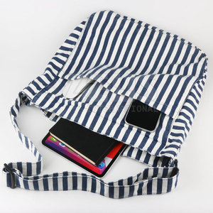 Bolsa de Mano con Diseño para Uso Diario, Compras y Viajes, con Amplia Solución de Almacenamiento - Product Image 3