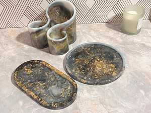 ชุดห้องน้ำเรซิ่นทำมือคุณภาพสูง รักษ์โลก ทาสีด้วยมือ ตกแต่งด้วยทองคำเปลว  ปรับแต่งสีได้ตามต้องการ จาก TIMELESS CRAFT - Product Image 2