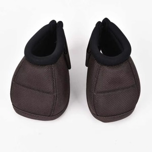 รองเท้ากันกระแทกสำหรับม้าคุณภาพสูง ป้องกันการลื่น ดีไซน์เฉพาะตัว ผลิตจากโรงงาน ป้องกันกระดูกขา ผลิตภัณฑ์ดูแลม้า - Product Image 6