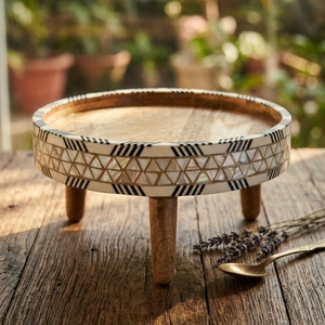Support à gâteau en bois fait main avec incrustation de nacre pour l'Aïd et le Ramadan, support à chocolat de style moyen-oriental avec incrustation de coquillages - Product Image 1