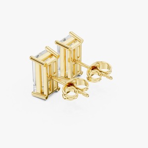 Pendientes de Diamantes Cultivados en Laboratorio con Corte Baguette Recto de 3.71CTW, Oro Amarillo de 9K, 4 Puntas, Joyería Fina al por Mayor OEM - Product Image 5