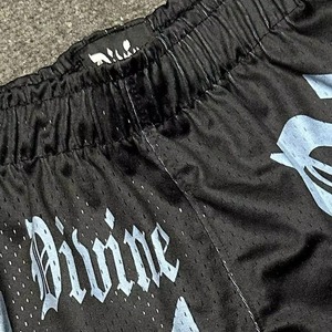 กางเกงขาสั้นสีดำสำหรับผู้ชาย Divine Men's ลายพิมพ์แบบ Sublimation สไตล์สตรีท เอวยางยืด ระบายอากาศได้ดี ผ้าซาติน - Product Image 2