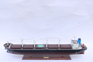 Maqueta de Barco Comercial de Madera Hecha a Mano - Modelo a Escala de Buque de Carga, Decoración de Oficina, Bulk Americas - Product Image 2