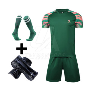 <b>Best</b> Selling <b>Men's</b> Adult Soccer Kit Breathable Polyester Fabric for Long Training and Exercise Sessions - Product Image 2