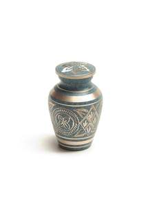Urnas de Cremación de Metal Hechas a Mano de Lujo, Recuerdos Conmemorativos Grabados Personalizados para Cenizas Humanas o de Mascotas, Florero Transparente - Product Image 4