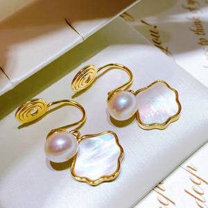 ต่างหูมุกน้ำจืดยอดนิยมแบบใหม่ ประดับมุกแมนโถว เครื่องประดับสำหรับคุณแม่ หรูหรา ประดับมุกน้ำจืดสำหรับผู้หญิง - Product Image 2