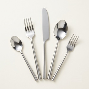 Ensemble de couverts en acier inoxydable de qualité supérieure, finition miroir luxueuse, style vintage français, pour hôtel et restaurant - Product Image 5