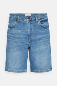 Shorts Bermuda en jean pour homme, taille mi-haute, bleu uni, en coton, style décontracté, avec boutons et poches, finition délavée - Product Image 4