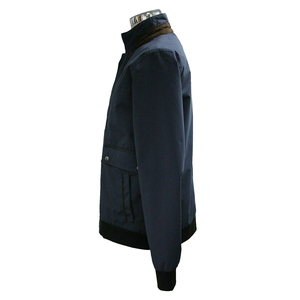 Blouson Bomber Homme Bleu Marine Col Montant avec Boutons Pression et Poches Poitrine Coupe Droite Décontractée – Collection 2026 – En Vente - Product Image 2