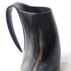 Taza de Cerveza Rústica Hecha a Mano de Cuerno Natural Pulido Ecológico de Calidad Premium con Patrón de Grano Único - Product Image 5