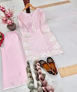 Top de Seda Natural con Bordado de Diseñador, Palazzo con Dupatta Karma ST-213 78013, Ropa de Boda India y Pakistaní para Mujer - Product Image 3