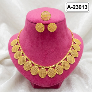 Nuevo Conjunto de Collar y Pendientes Florales de Zirconia Chapados en Oro Indio de MOLL JEWELLERS, Moderno para Mujer, Ideal para Fiestas, Compromisos y Bodas, Certificado - Product Image 5