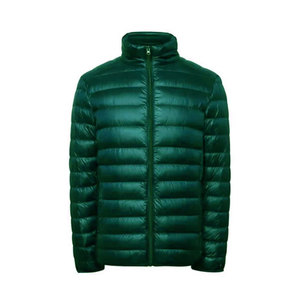 Vente en gros de vestes matelassées pour hommes de haute qualité, avec étiquette personnalisée, nouveaux styles tendance, dernières créations, fabricant de vêtements de mode. - Product Image 5