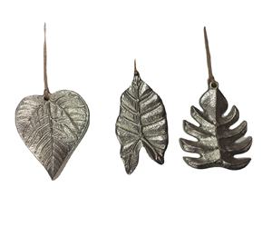 Ensemble de 3 ornements suspendus d'arbre de Noël en forme de feuille de haute qualité pour la maison, les murs d'hôtel, les portes et les présentoirs de fête - Product Image 1