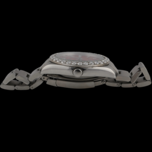 Reloj Personalizable para Hombre con Esfera Redonda Roja, Bisel con Diamantes Moissanite de Corte Redondo, Correa de Acero Inoxidable, Diseño Único - Product Image 5